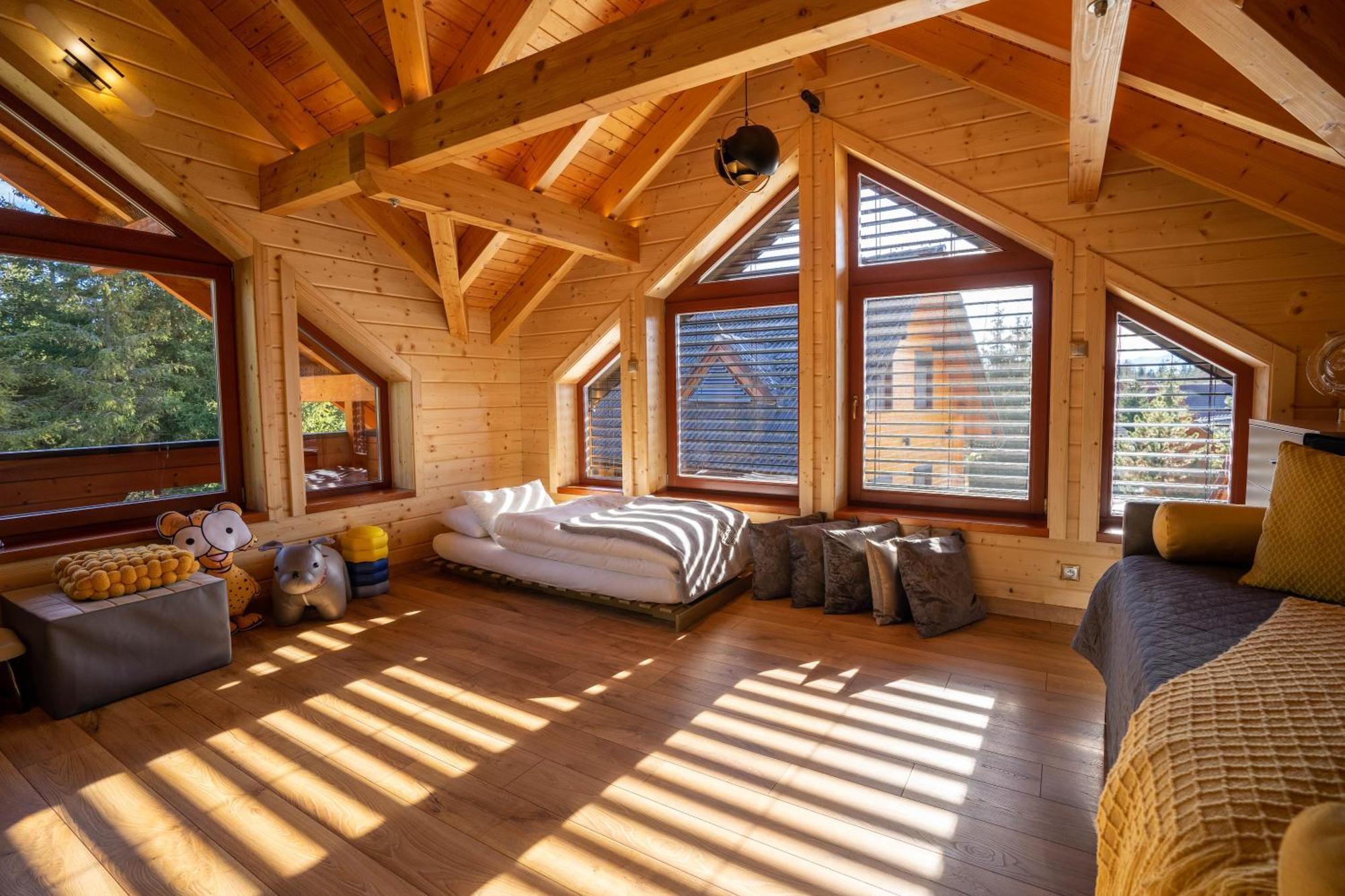Pillow House Montibus * Прібиліна